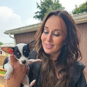 Meet your Posher, Brooke